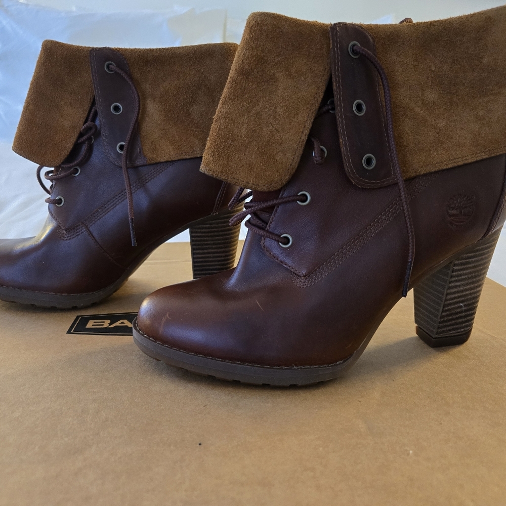 NWOB Timberland Stratham Heights Fold Down Boots.